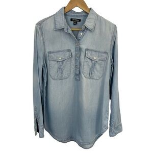 Joe Fresh Chambray Popover Top Womens M Light Blue Lyocell Casual Classic EUC